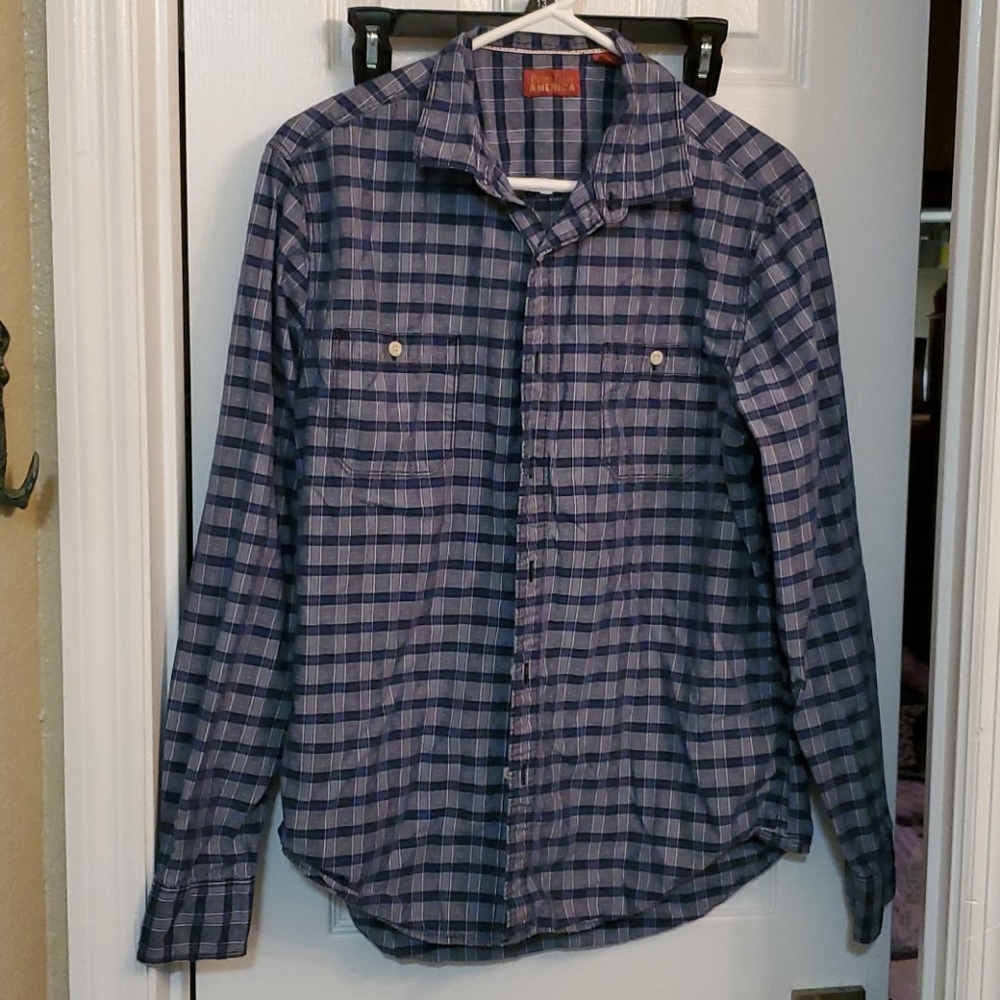 Sporty casual shirt